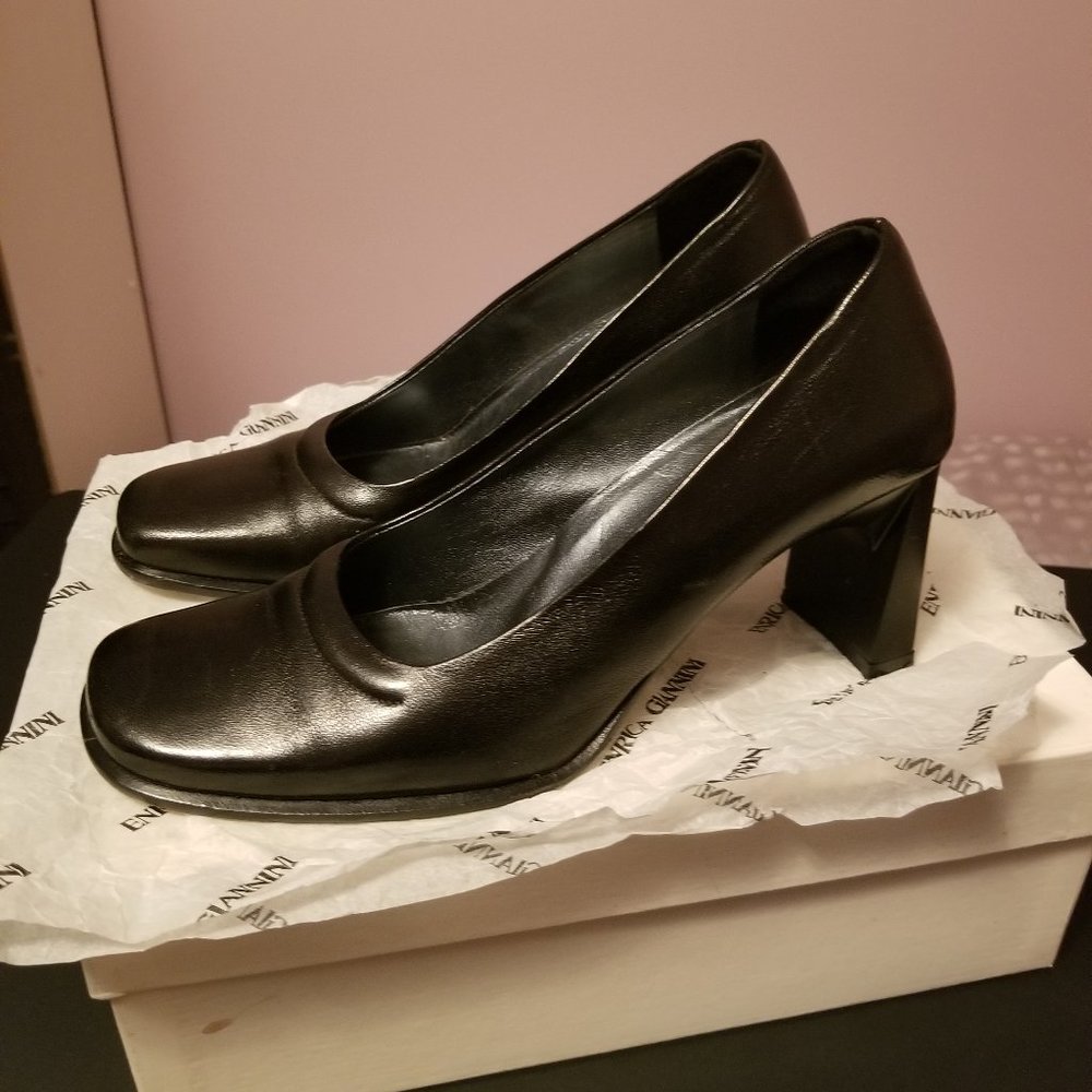 High heels - Picture 2 of 6